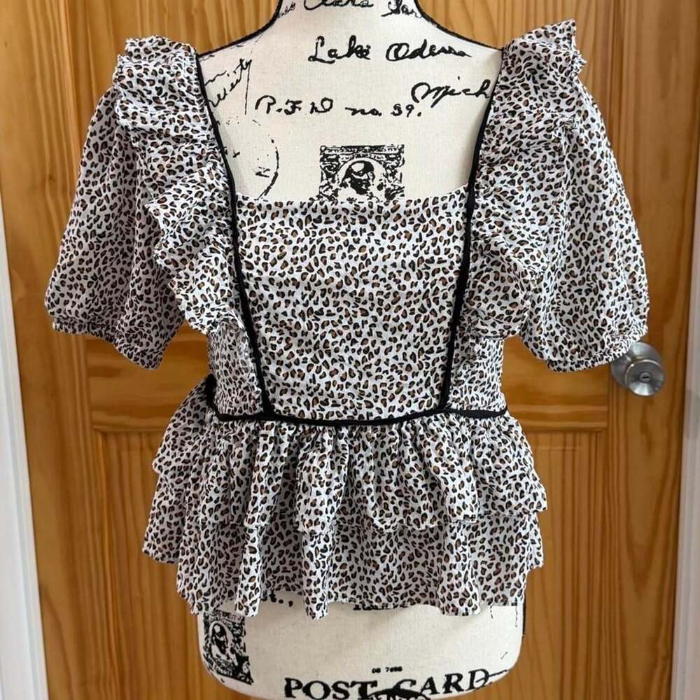 ee:some Leopard Print Peplum Top